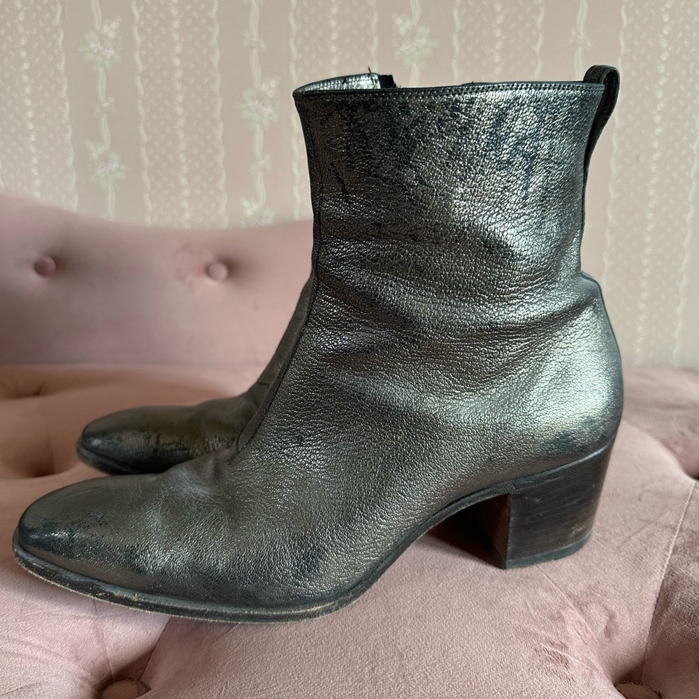 Saint Laurent Wyatt Chelsea Boots - Metallic Silver | Size 42 - Picture 3 of 8